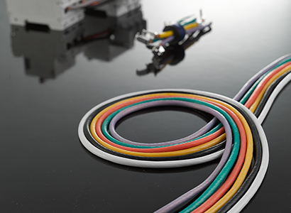 What are the advantages of the insulation layer of the flexible copper connection sleeve?